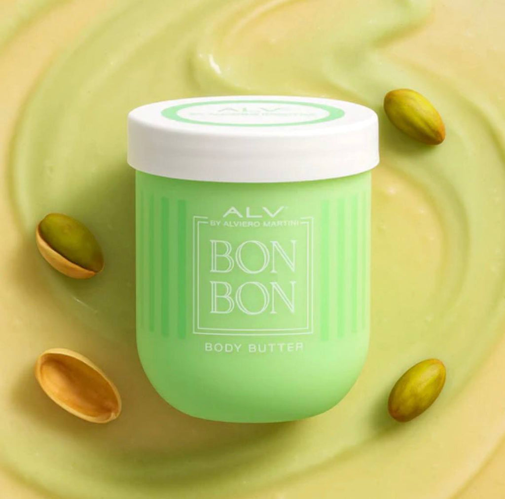 alviero martini box regalo comprende un profumo e una crema corpo varie fragranze disponibili profumo extra sweet con acido ialuronico e niacinamide