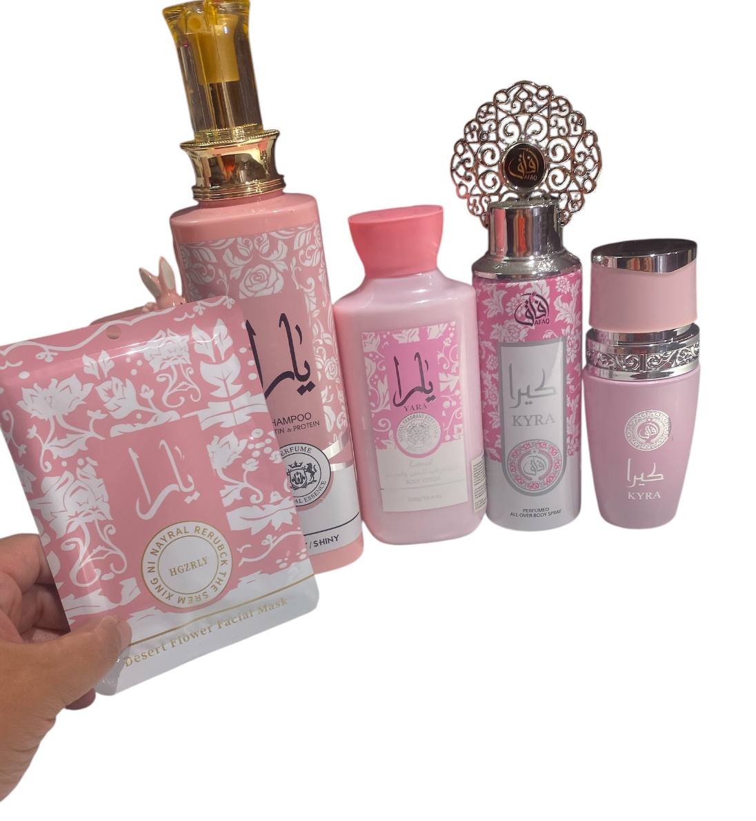 Lattafa - kyra - yara - pink - set composto 6 pezzi eccezionali per chi ama questa fragranza tanto virale