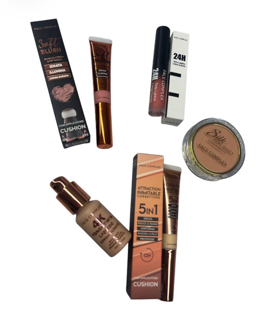 Face complex - Cofanetto rosa - comprende: correttore 5in1 - tinta labbra 24h - fondotinta liquido lunga durata 4K - soft blush in crema con applicatore cushion - cipria compatta dual effect