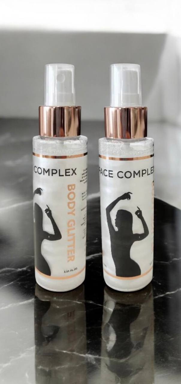 FACE COMPLEX - BODY GLITTER - uno spray glitterato per corpo - viso - capelli  è uno spray scintillante progettato per illuminare la pelle e i capelli contiene micro particelle scintillanti per un effetto brillante - FRAGRANZA AL COCCO