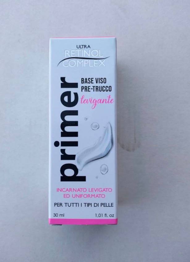 PRIMER 30ml - uniformante - levigante - base trucco -uniforma e leviga l'incarnato - i segni d'espressione e le piccole imperfezioni della pelle sono minimizzati  la pelle appare omogenea l'incarnato è levigato