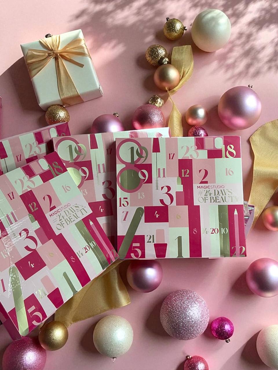 Calendario Dell ' Avvento Magic Studio Make Up 24 Giorni