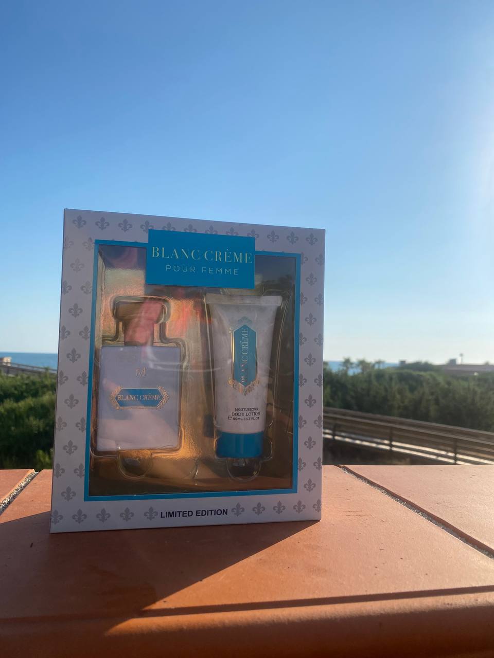 set occasione profumo bianco latte+crema bianco latte