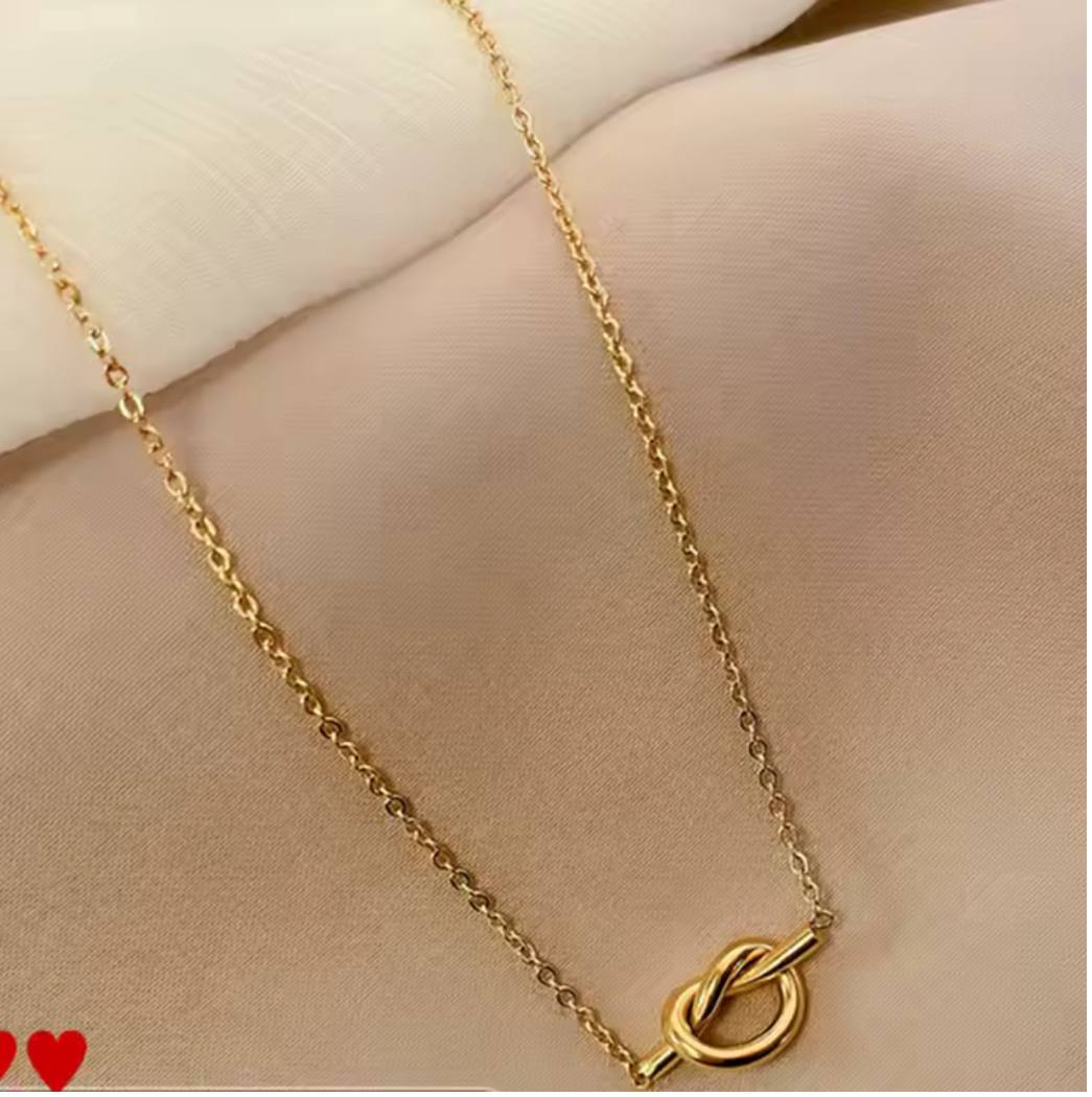 Collana nodo in acciaio inossidabile