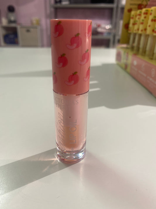 Lip oil