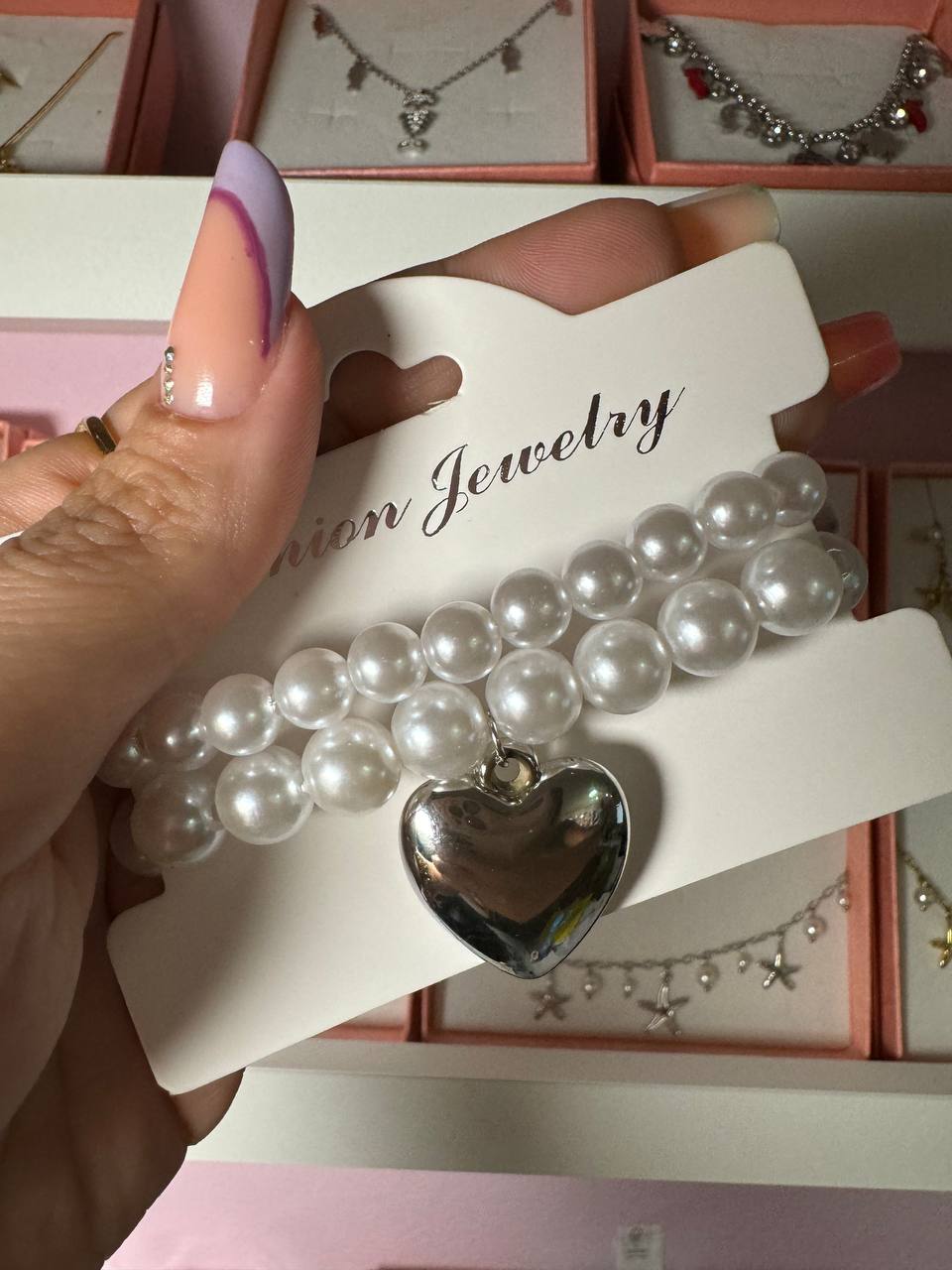 Doppio bracciale con perle con ciondolo a forma di cuore