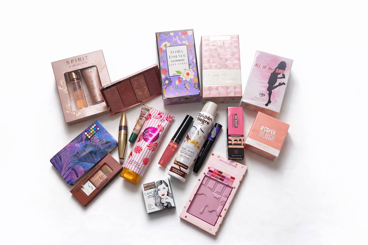 Mystery Box Make-Up 🌸 100€ - 80 PEZZI DI MAKE-UP Cosmetici Sorpresa di Lusso | Trendy Shop