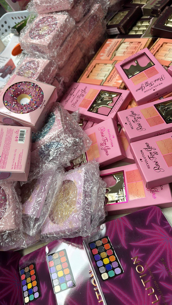 mistery box make_up 🎀 50€