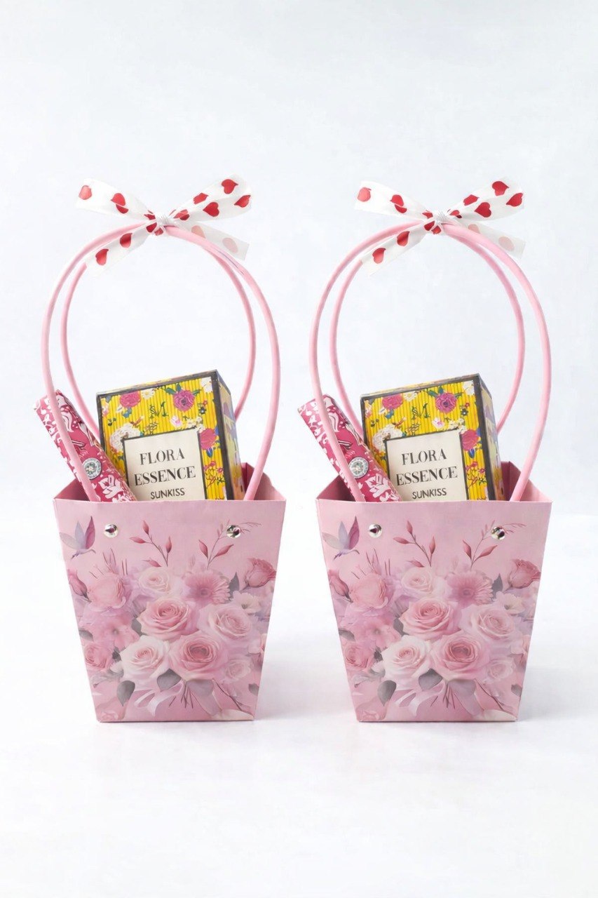 Cestino Regalo comprende profumo da 100 ml Flora Essence + profumo fragranza araba 35 ml  - Set Beauty Premium